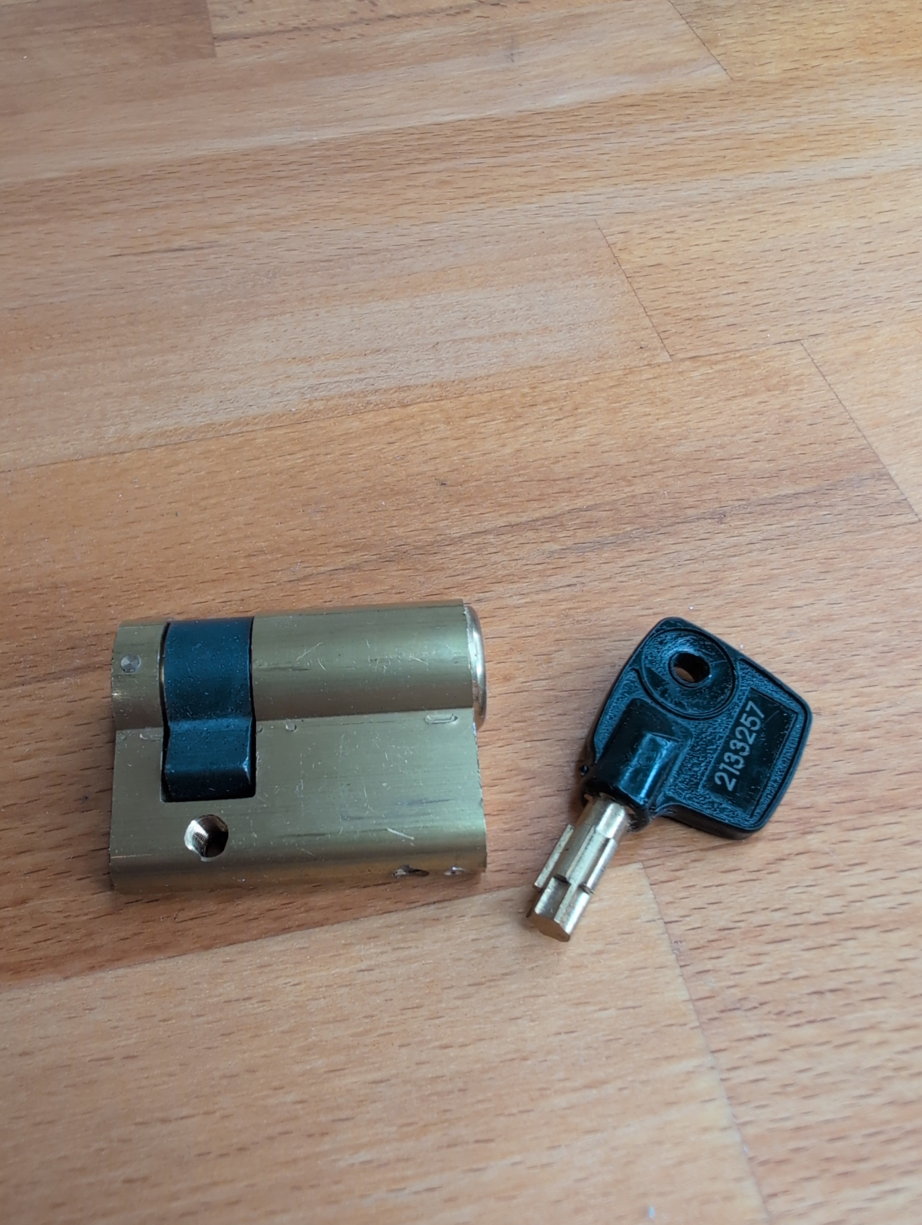 HF pump lock Europrofil-Halbzylinder in 30mm/10mm (gebraucht)